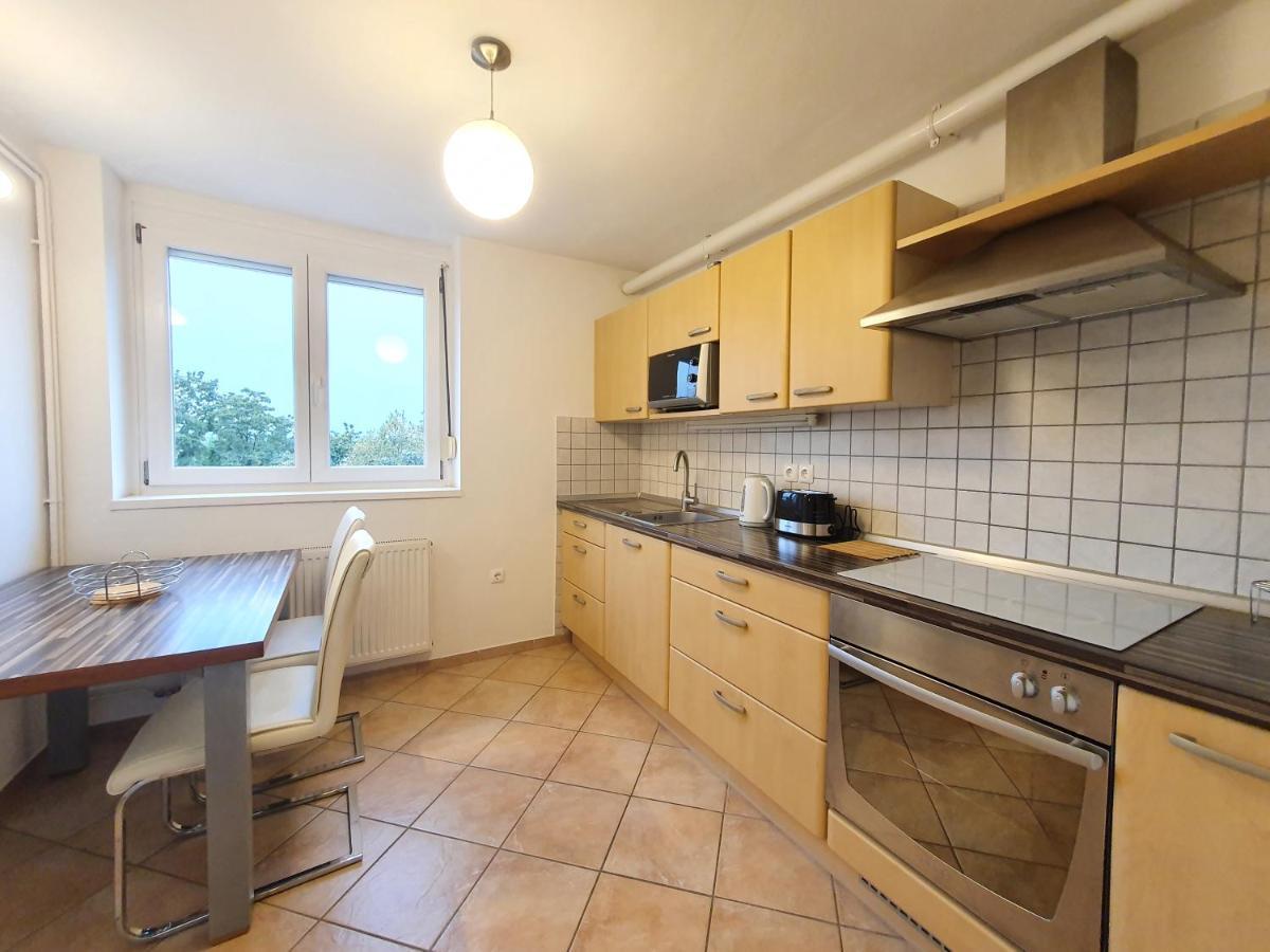לובליאנה Studio Apartment Matic Tour As By Ljubljanica River מראה חיצוני תמונה